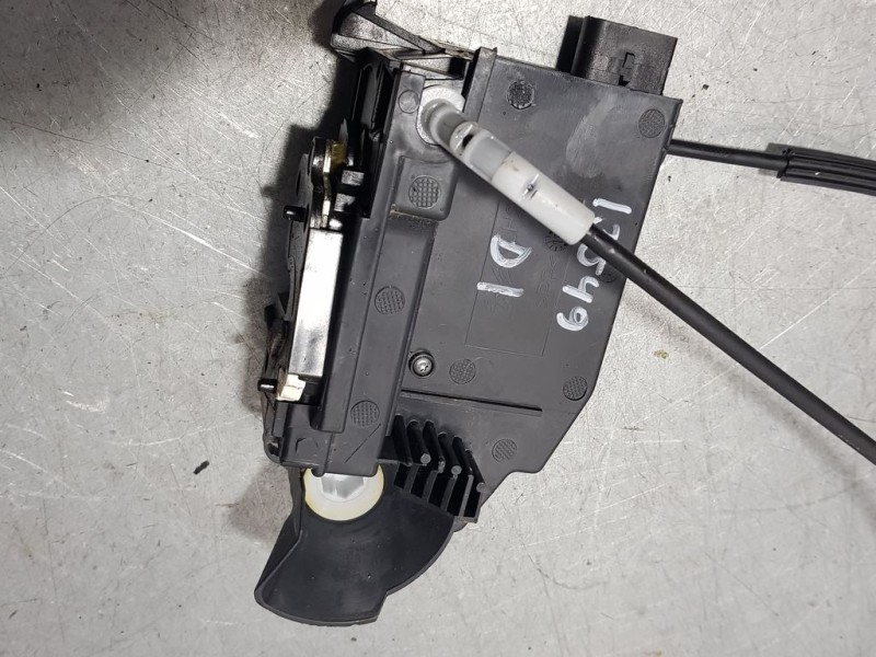 Recambio de cerradura puerta delantera izquierda para peugeot 308 style referencia OEM IAM 9810309480  ELECTRICA 6 PINIS