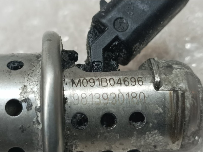 Recambio de inyector adblue para citroën c4 1.5 hdi referencia OEM IAM 9813930180  