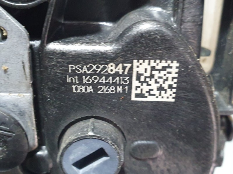 Recambio de cerradura puerta delantera derecha para opel corsa f edition referencia OEM IAM 16944413  ELECTRICO 6 PINES