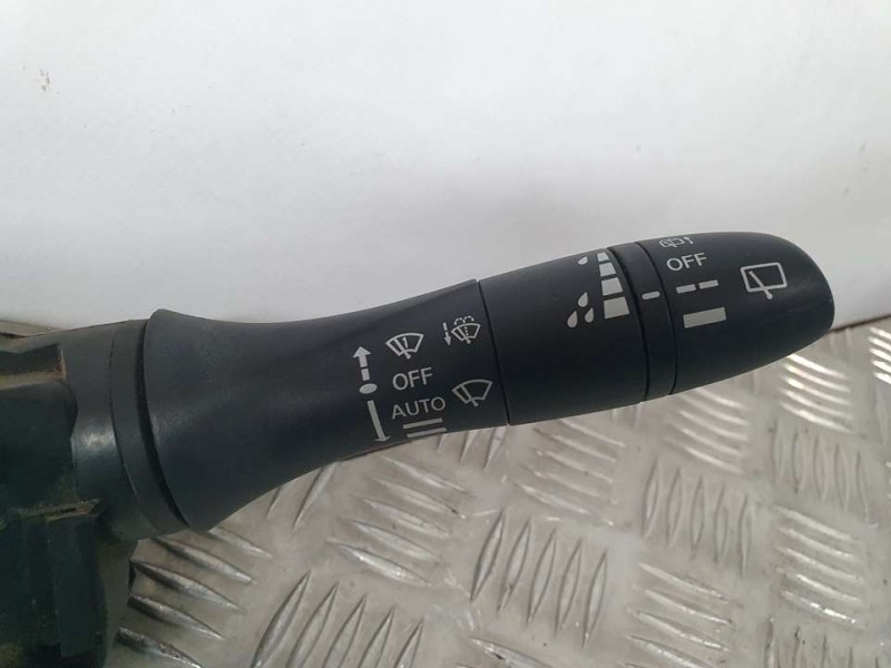 Recambio de mando luces y limpia para nissan pulsar (c13) tekna referencia OEM IAM 14529SD1  