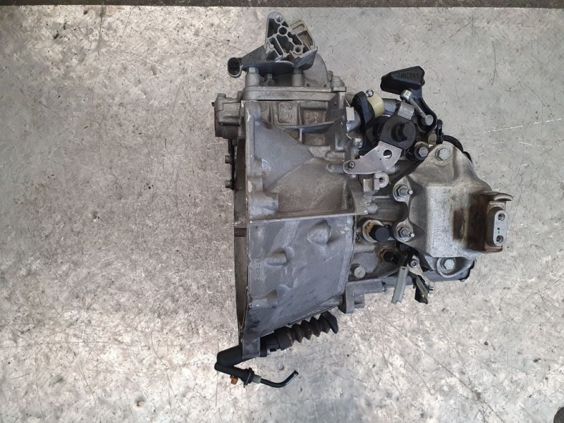 Recambio de caja cambios para peugeot 308 sw allure referencia OEM IAM 20MB53 0945574 6VELOCIDADES