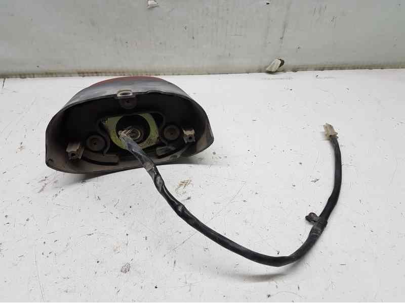 Recambio de piloto trasero central para suzuki xy650 referencia OEM IAM   