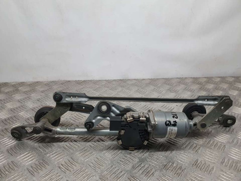 Recambio de motor limpia delantero para nissan pulsar (c13) tekna referencia OEM IAM 288004MA0A 3397021727 BOSCH