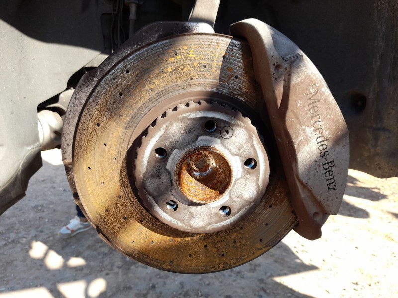 Recambio de mangueta delantera izquierda para mercedes-benz clase c descapotable (a205) c 220 d (205.404) referencia OEM IAM A20