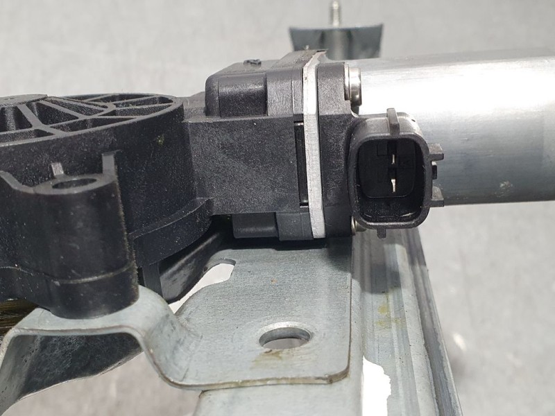 Recambio de elevalunas delantero derecho para dacia dokker ambiance referencia OEM IAM 807209071R  ELECTRICO 2 PINS