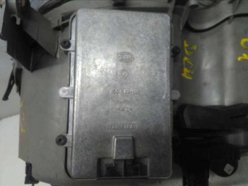 Recambio de faro derecho para mercedes-benz clase e (w210) berlina referencia OEM IAM DJ XENON MUY TOCADO