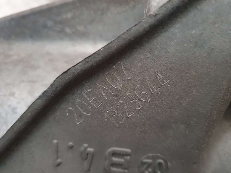 Recambio de caja cambios para peugeot 5008 active referencia OEM IAM 20EA07 1323644 6VELOCIDADES