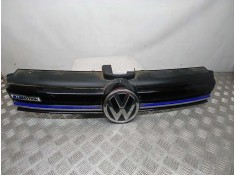 Recambio de rejilla delantera para volkswagen golf vii lim. (bq1) advance referencia OEM IAM 5G0853651CD  ROZADA