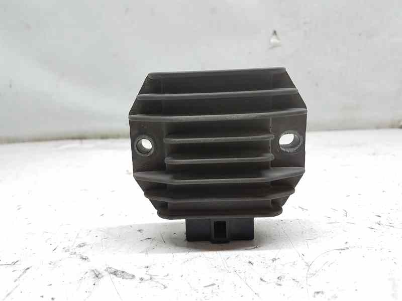 Recambio de modulo electronico para suzuki xy650 referencia OEM IAM SH640D12  