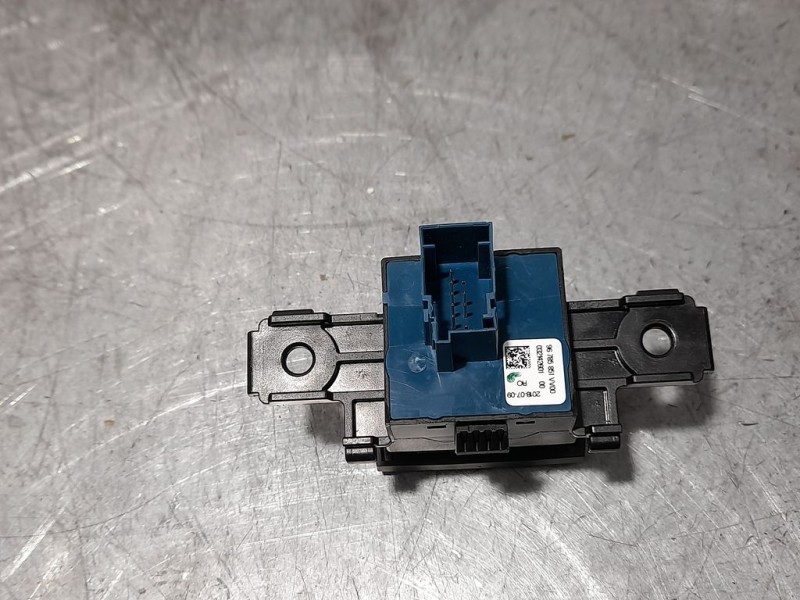 Recambio de palanca freno de mano para peugeot 308 sw allure referencia OEM IAM 96785851 032142601 ELECTRICA