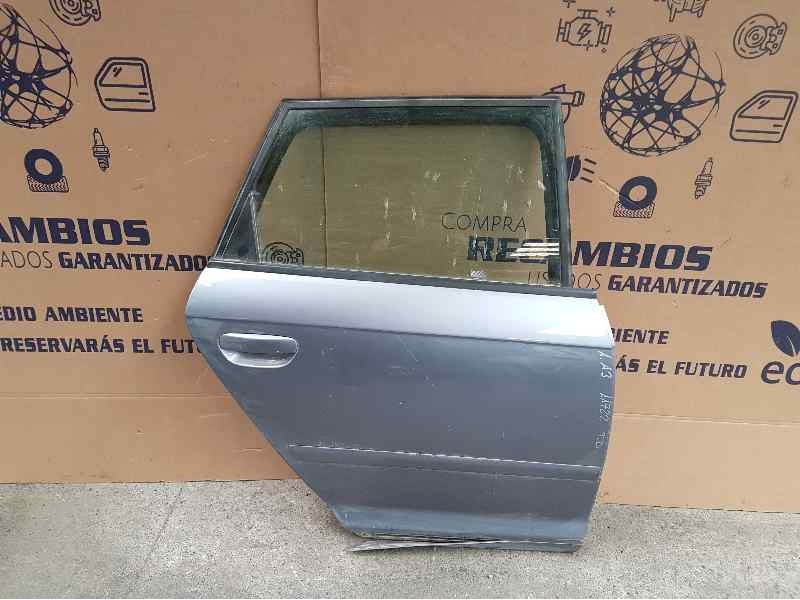 Recambio de puerta trasera derecha para audi a3 (8p) 1.9 tdi e limited edition referencia OEM IAM   MOLDURA DESPEGADA