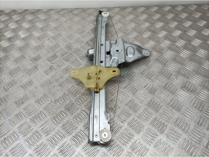 Recambio de elevalunas delantero derecho para dacia duster ii prestige 4wd referencia OEM IAM 807201952R  ELECTRICO 2 PINS