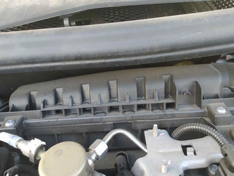 Recambio de carcasa filtro aire para peugeot 2008 (p1) allure referencia OEM IAM 9812735680  