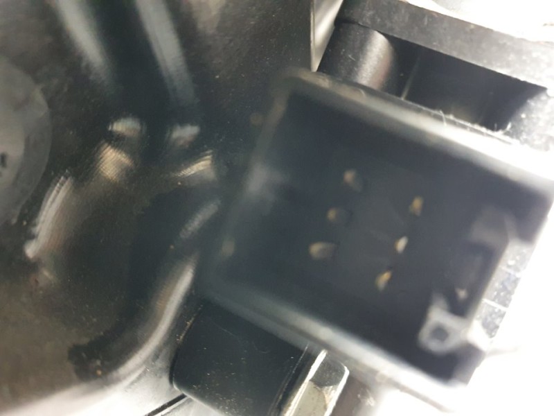 Recambio de elevalunas delantero derecho para mazda 6 lim. (gh) 2.0 crtd 140cv active (5-ptas.) referencia OEM IAM SIN REF  ELEC