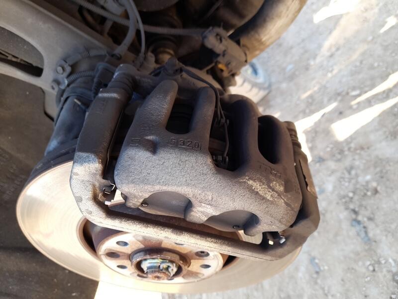 Recambio de pinza freno delantera derecha para citroën c6 (td_) 2.7 hdi referencia OEM IAM 4401H5  