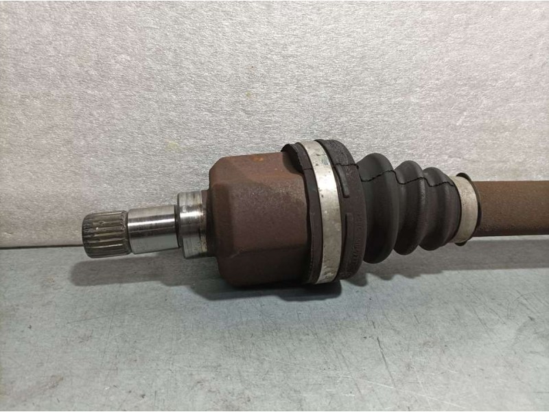 Recambio de transmision delantera izquierda para peugeot 5008 active referencia OEM IAM 9661107380  