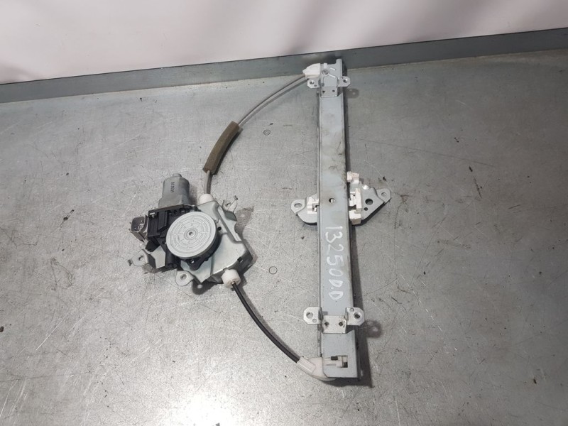 Recambio de elevalunas delantero derecho para nissan juke (f15) acenta referencia OEM IAM  2 PINS ELECTRICO 2 PINS