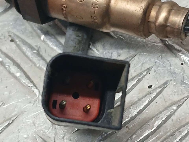 Recambio de sonda lambda para ford fiesta berlina quarz referencia OEM IAM 96VB9F472DA 0258006022017 BOSCH