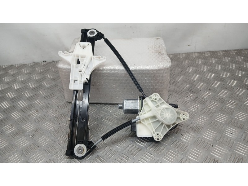 Recambio de elevalunas trasero derecho para volkswagen taigo (cs1) 1.5 tsi referencia OEM IAM 2G6839462D ELECTRICO 5 PINS 