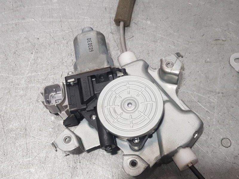 Recambio de elevalunas delantero derecho para nissan juke (f15) acenta referencia OEM IAM  2 PINS ELECTRICO 2 PINS