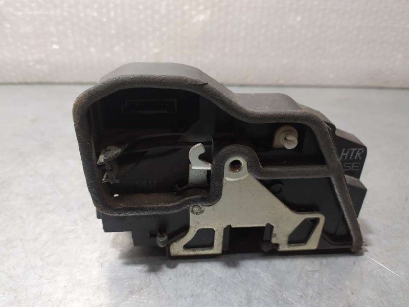 Recambio de cerradura puerta trasera derecha para bmw x5 (e70) 3.0d referencia OEM IAM 7202148  5 PINES