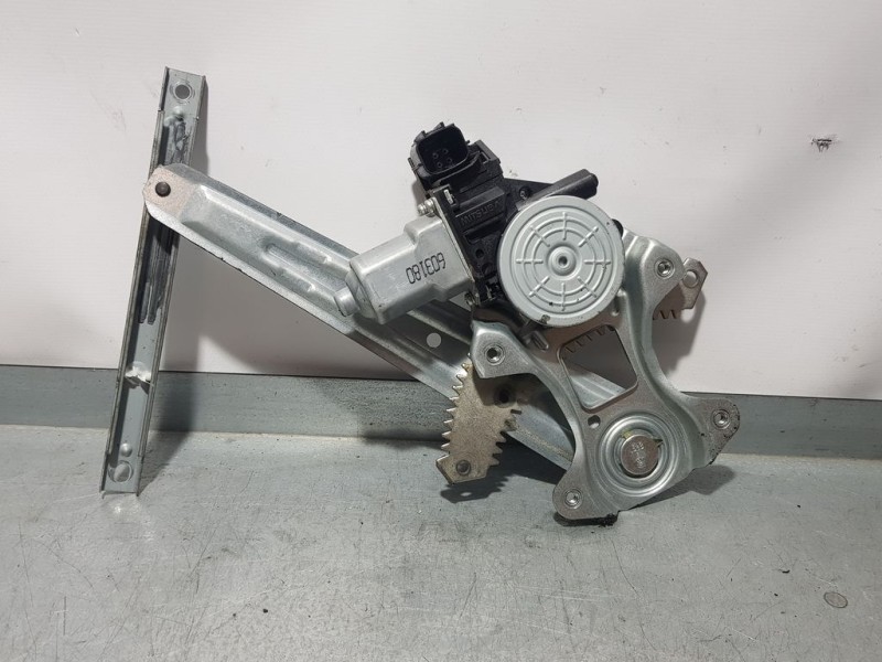 Recambio de elevalunas trasero derecho para nissan juke (f15) acenta referencia OEM IAM  2 PINS ELECTRICO