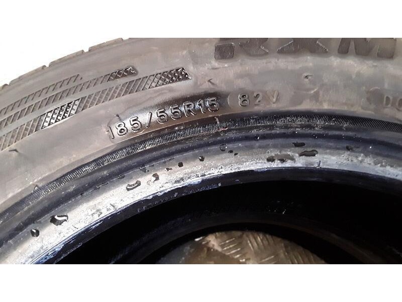 Recambio de neumatico pareja para neumaticos reutilizados - referencia OEM IAM 185551582V RXMOTION 185/55/15/82V