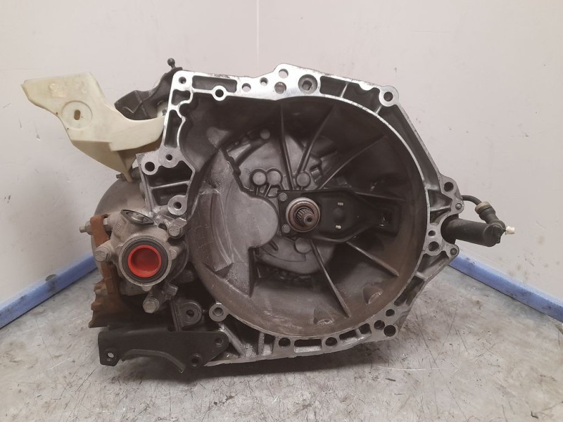 Recambio de caja cambios para citroën c3 picasso sx referencia OEM IAM 20DP72 4926071A 5VELOCIDADES