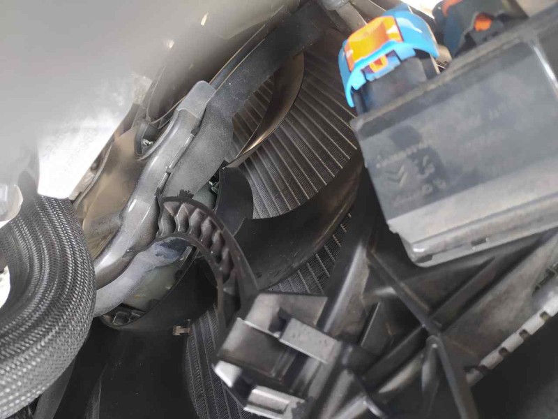 Recambio de electroventilador para peugeot 2008 (p1) allure referencia OEM IAM 9827752980  