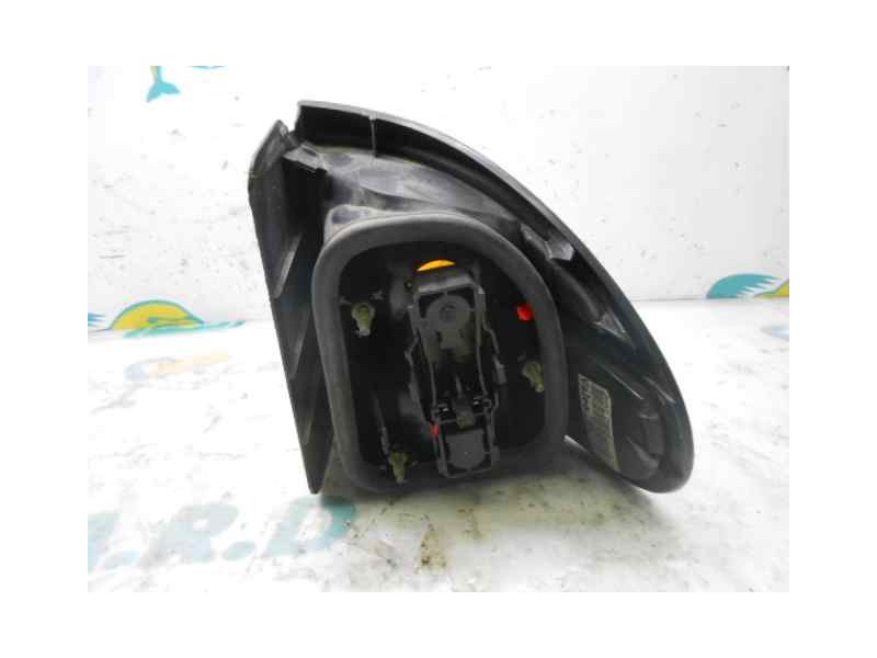 Recambio de piloto trasero izquierdo para renault laguna (b56) 1.9 dci rxe referencia OEM IAM   EXTERIOR
