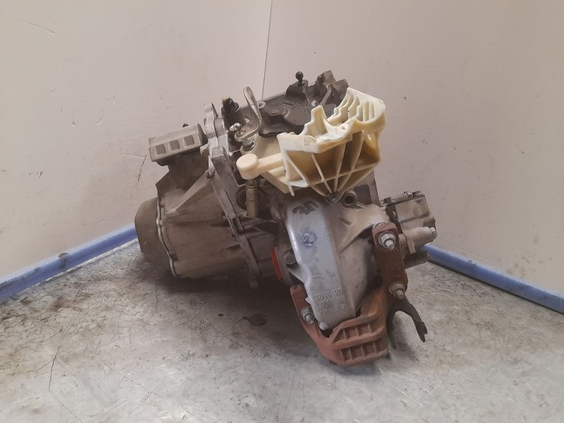 Recambio de caja cambios para citroën c3 picasso sx referencia OEM IAM 20DP72 4926071A 5VELOCIDADES