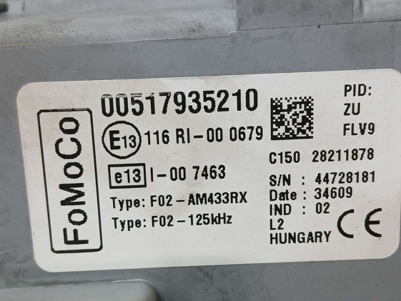 Recambio de caja reles / fusibles para ford ka (ccu) trend + referencia OEM IAM 517935210 28211878 