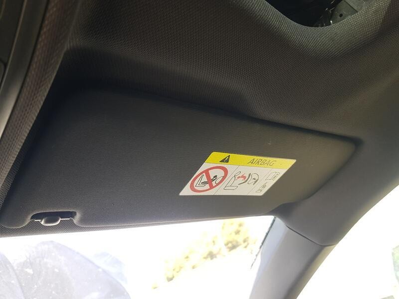 Recambio de parasol derecho para volkswagen taigo (cs1) 1.5 tsi referencia OEM IAM 2G7857552A NEGRO 