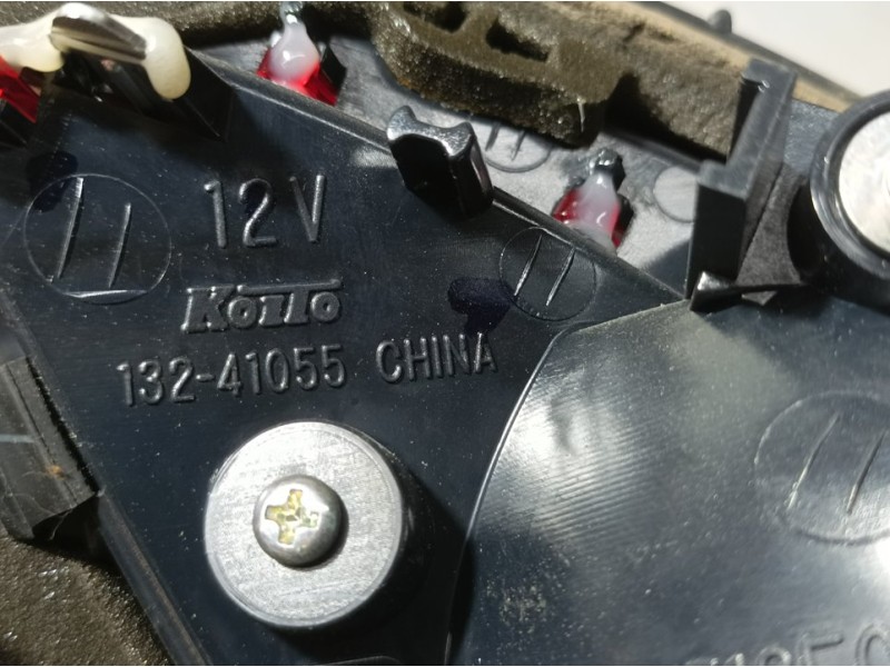 Recambio de piloto trasero derecho para mazda 6 lim. (gh) 2.0 crtd 140cv active (5-ptas.) referencia OEM IAM 13241055  INTERIOR 