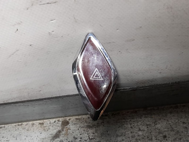 Recambio de warning para citroën c3 attraction referencia OEM IAM 96669616KR  