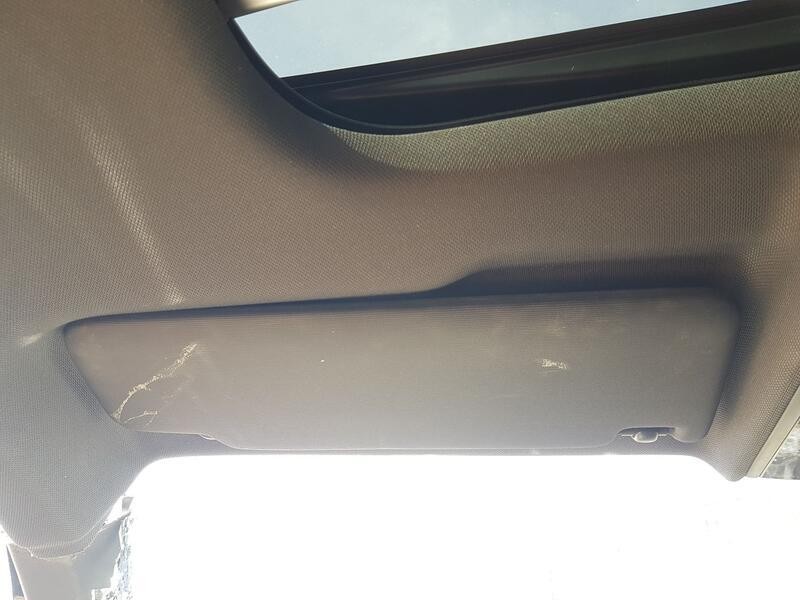 Recambio de parasol izquierdo para volkswagen taigo (cs1) 1.5 tsi referencia OEM IAM 2G7857551A NEGRO 