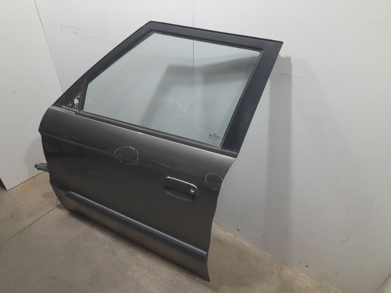 Recambio de puerta delantera izquierda para kia soul diva referencia OEM IAM 76003  