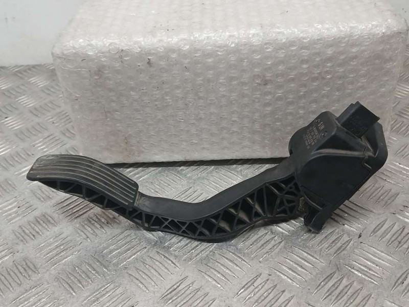 Recambio de potenciometro pedal para citroën c4 coupe collection referencia OEM IAM 9680565880 0280755041 BOSCH