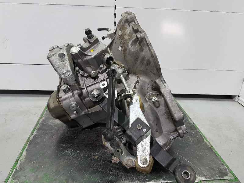 Recambio de caja cambios para opel astra g berlina elegance referencia OEM IAM F17C374 A15303 5VELOCIDADES