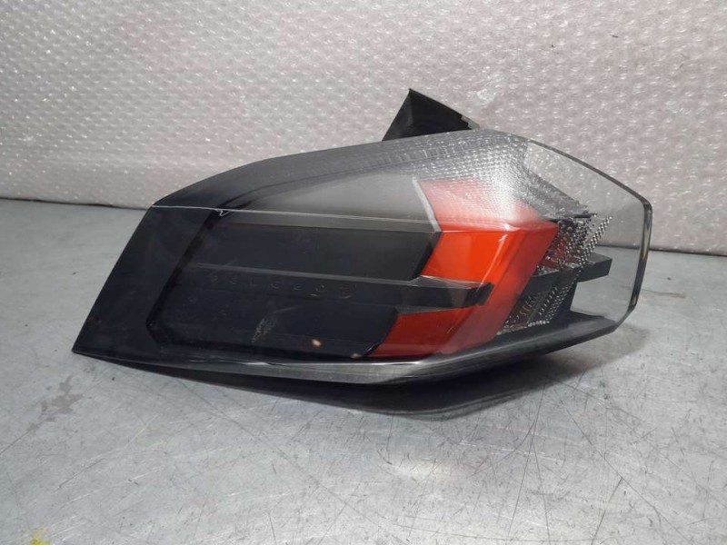 Recambio de piloto trasero izquierdo para peugeot 2008 (p1) active referencia OEM IAM 9838190580  EXTERIOR