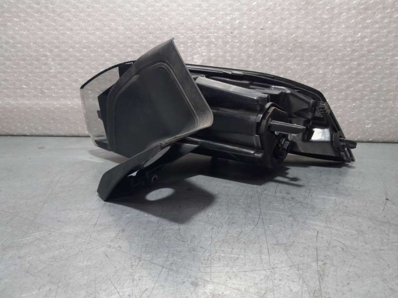 Recambio de piloto trasero izquierdo para peugeot 2008 (p1) active referencia OEM IAM 9838190580  EXTERIOR