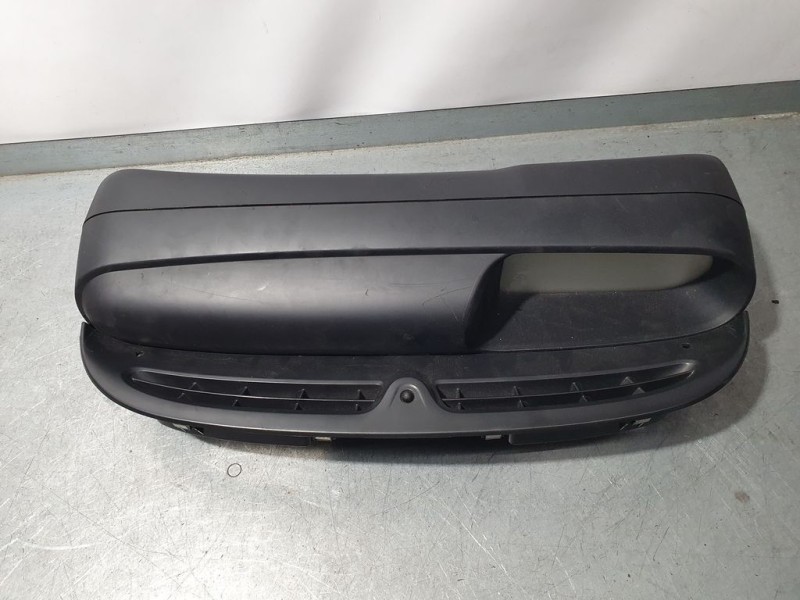 Recambio de cuadro instrumentos para citroën c3 picasso sx referencia OEM IAM 555002081400  