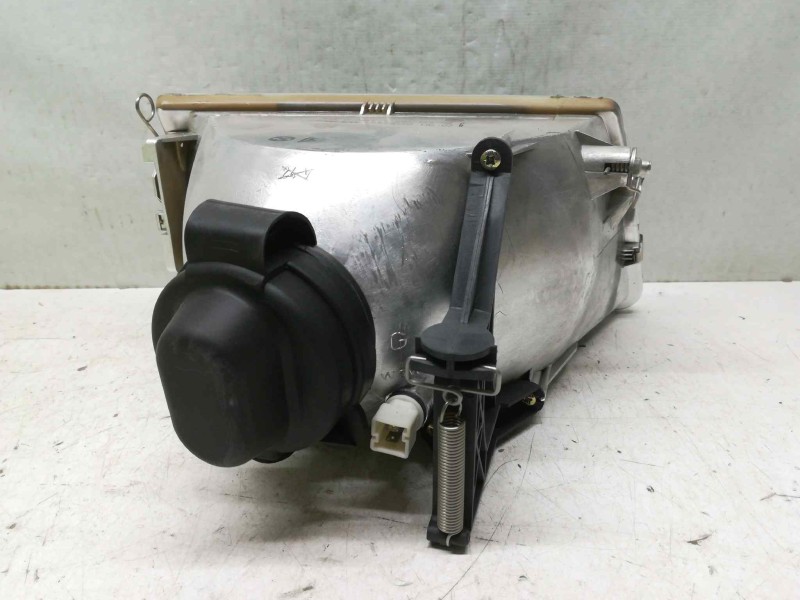 Recambio de faro izquierdo para peugeot 309 referencia OEM IAM   