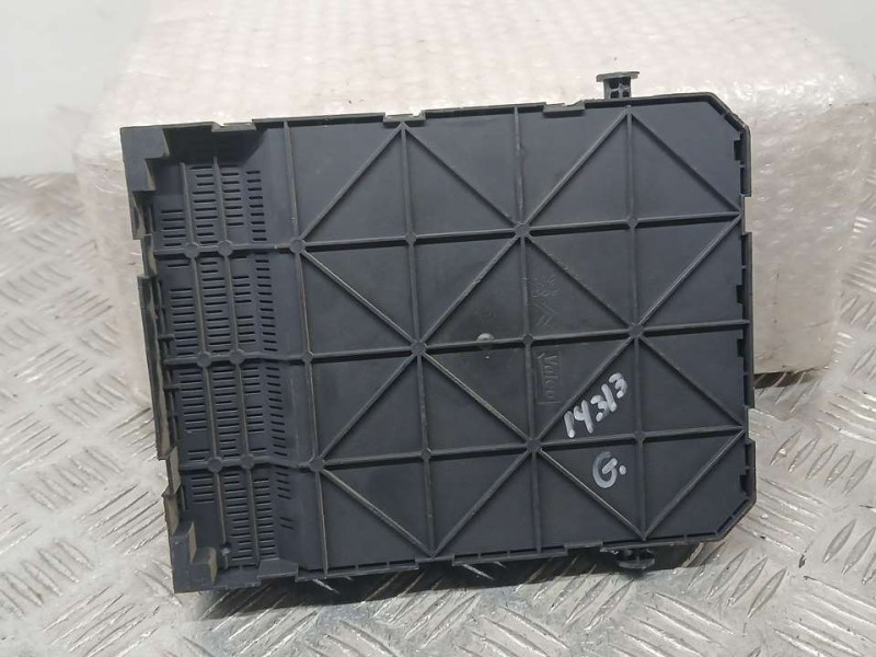 Recambio de caja reles / fusibles para citroën c4 coupe collection referencia OEM IAM 9663798480  
