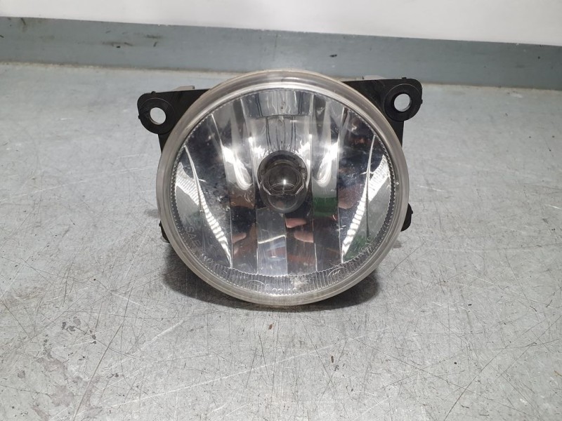 Recambio de faro antiniebla derecho para citroën c3 picasso sx referencia OEM IAM 9685425280  