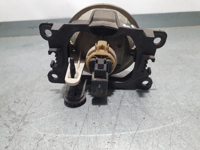 Recambio de faro antiniebla derecho para citroën c3 picasso sx referencia OEM IAM 9685425280  