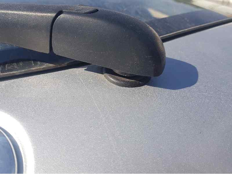 Recambio de motor limpia trasero para toyota yaris active referencia OEM IAM 851300D020  