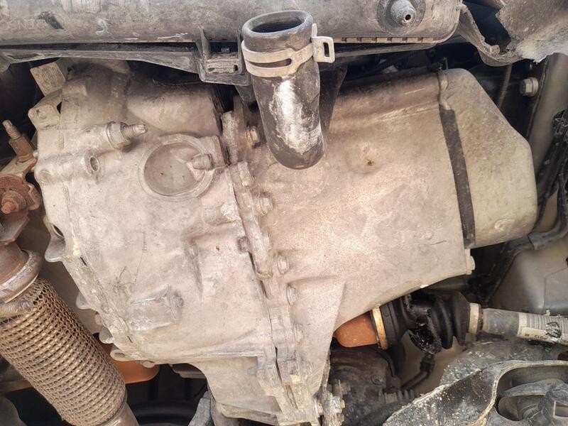 Recambio de caja cambios para peugeot 2008 i (cu_) 1.2 vti referencia OEM IAM 20CR02 5VELOCIDADES //PENDIENTE REVISAR// 