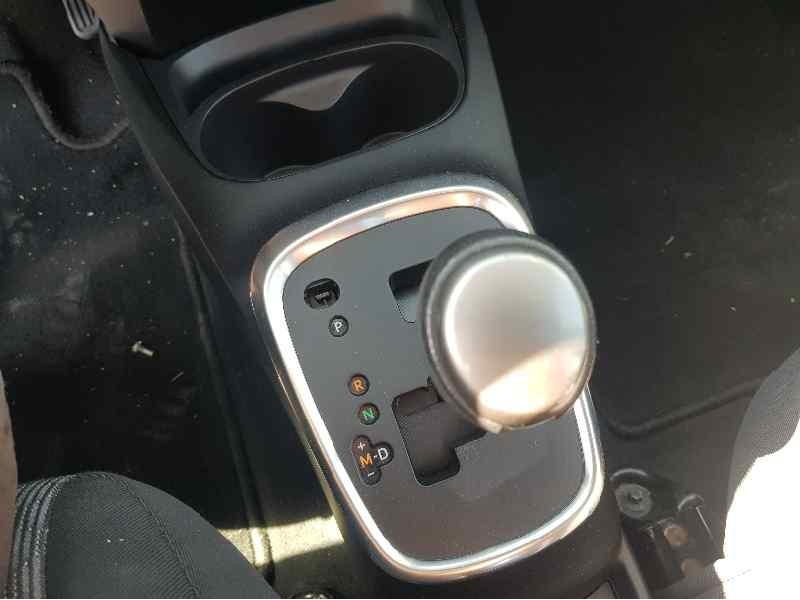 Recambio de palanca cambio para toyota yaris active referencia OEM IAM   