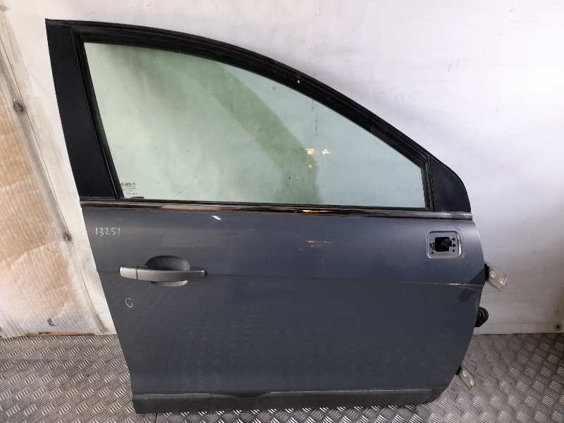 Recambio de puerta delantera derecha para chevrolet captiva 2.2 vcdi ltz referencia OEM IAM   TOCADO